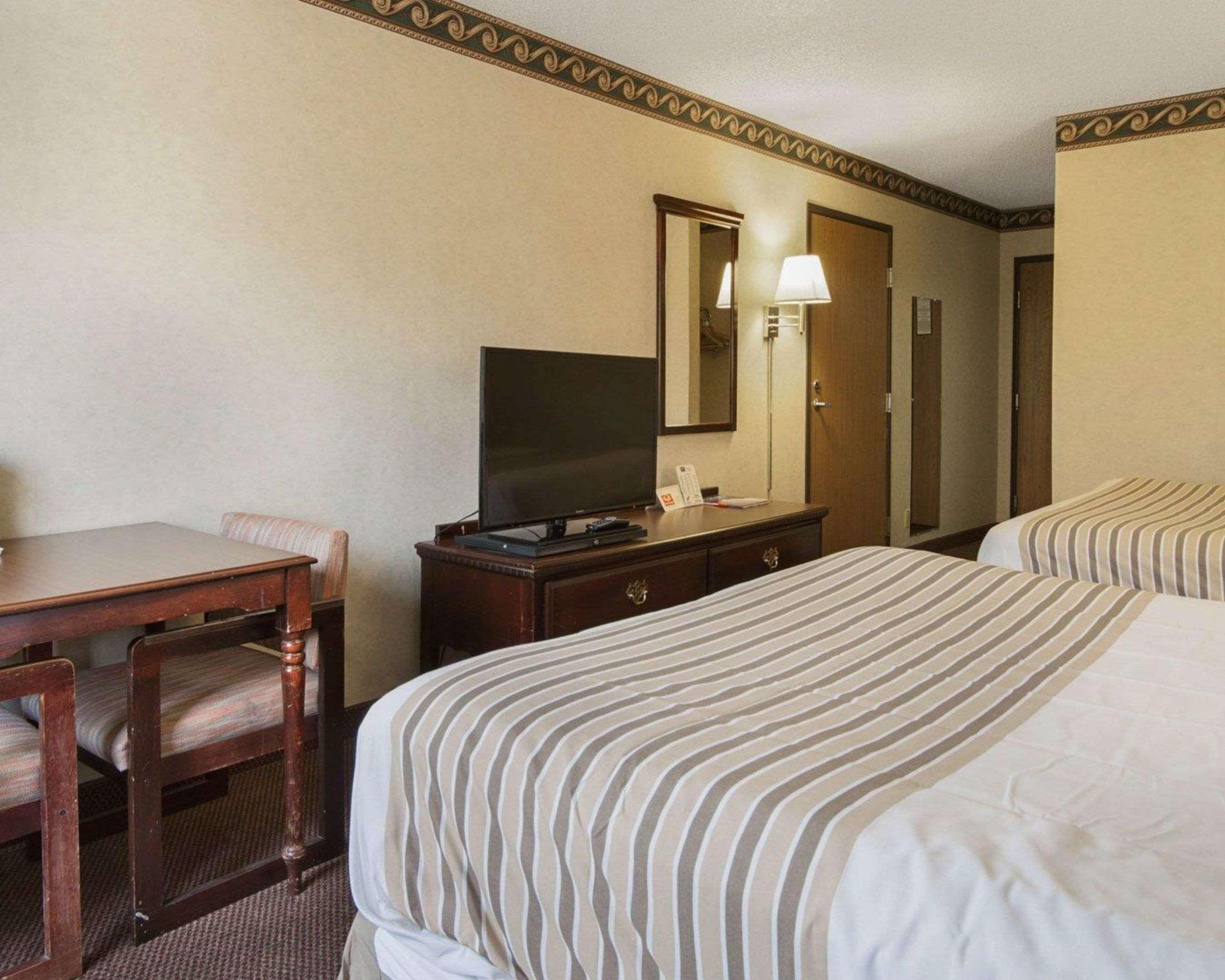 Econo Lodge Inn & Suites El Paso Zewnętrze zdjęcie