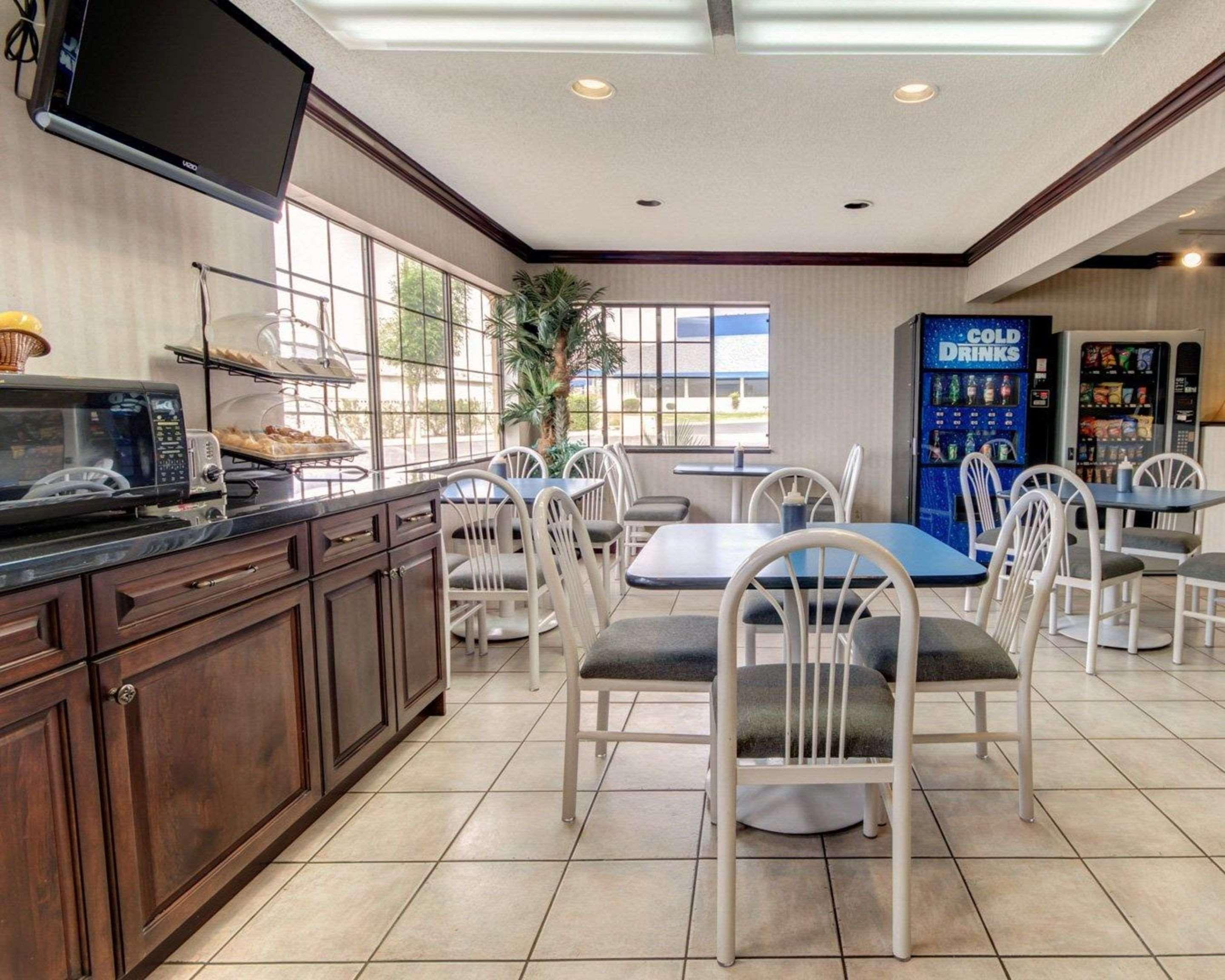 Econo Lodge Inn & Suites El Paso Zewnętrze zdjęcie