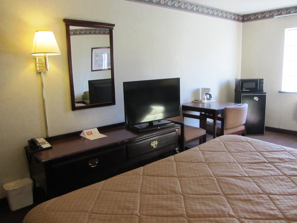 Econo Lodge Inn & Suites El Paso Zewnętrze zdjęcie